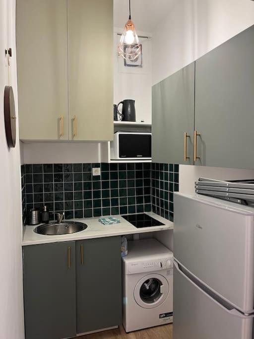 Gare De Lyon 12E, Suite 1 Chambre 2 A 4P Париж Экстерьер фото